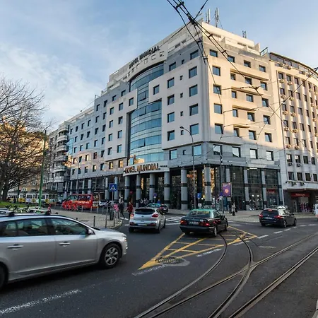 Lovelystay - 2bdr Downtown W/terrace * Lisbon