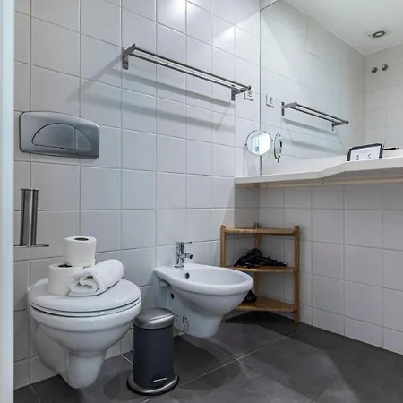 Lovelystay - 2bdr Downtown W/terrace * Lisbon