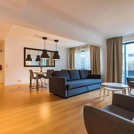 Lovelystay - 2bdr Downtown W/terrace Apartment Lisbon