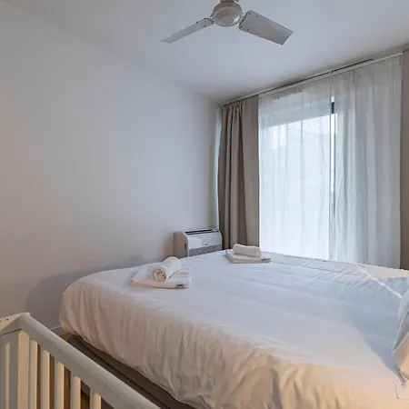 Lovelystay - 2bdr Downtown W/terrace *