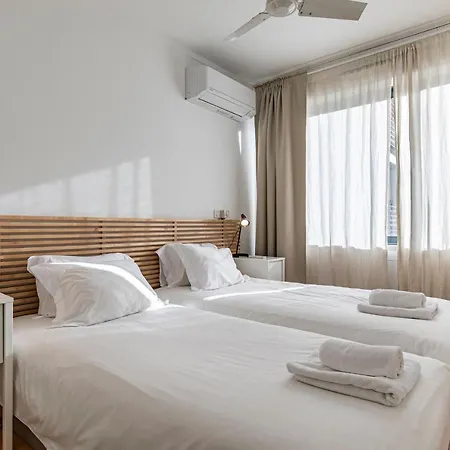 Lovelystay - 2bdr Downtown W/terrace * Lizbona