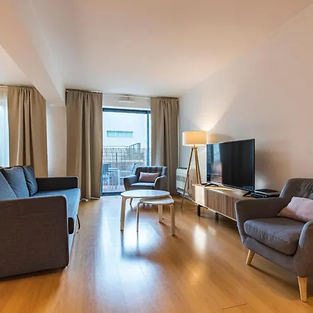 Apartament Lovelystay - 2bdr Downtown W/terrace *